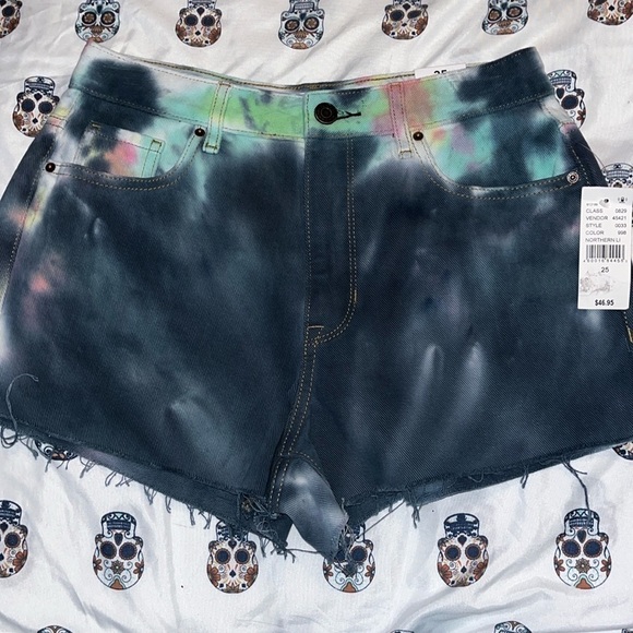 PacSun Women's High Rise Tie Dye Cut Off Jean Shorts
25 Frayed Hem - Picture 1 of 8